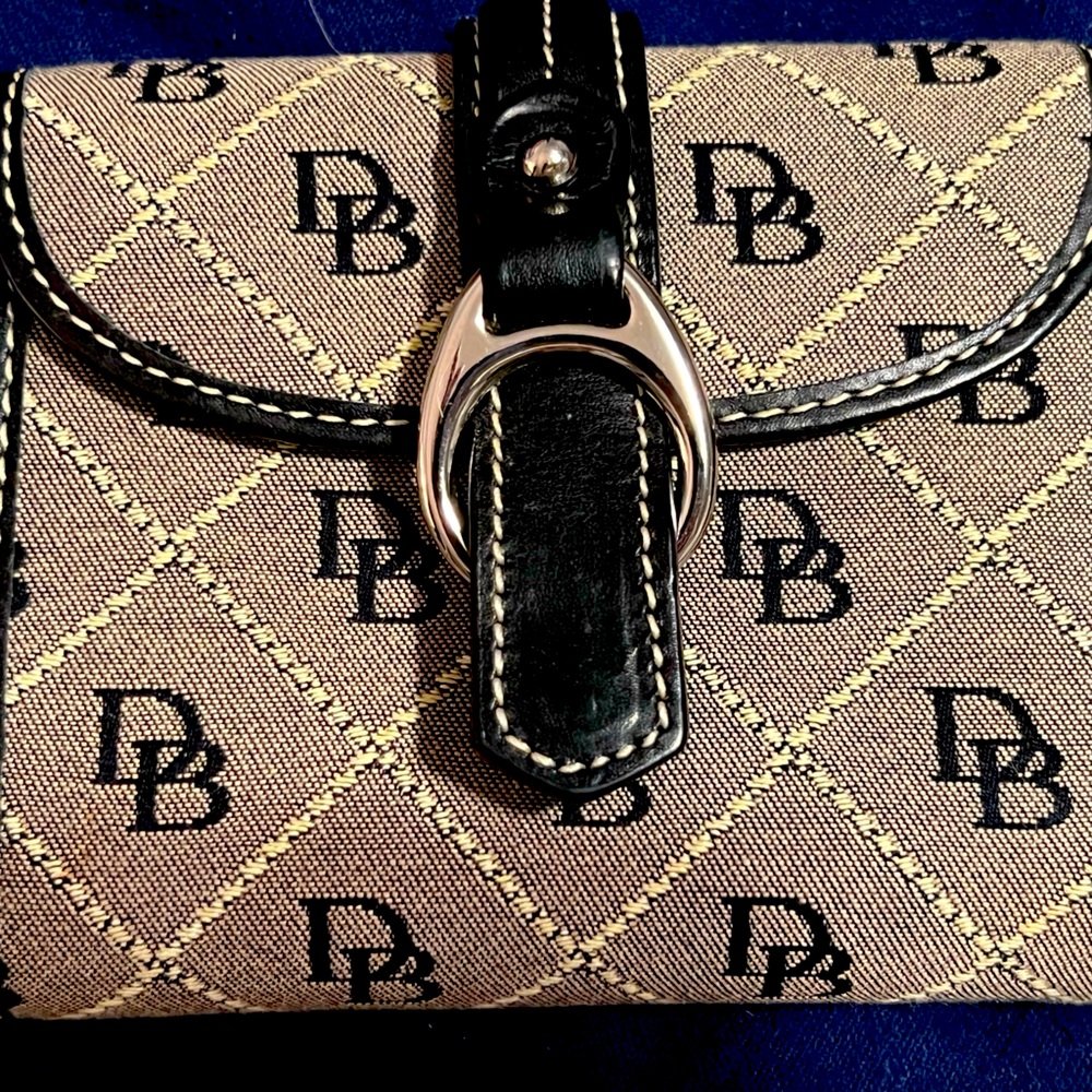 Dooney & Bourke DB black, black and white trifold wallet
